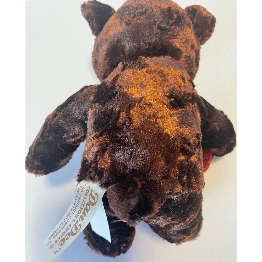 Dan Dee  Brown Bear With Heart Collectable